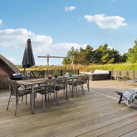 Lovely In With Sauna